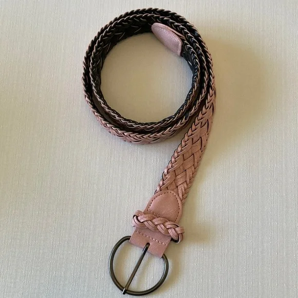 Woven Pink Belt with Gunmetal Closure Size 6 - Picture 1 of 6
